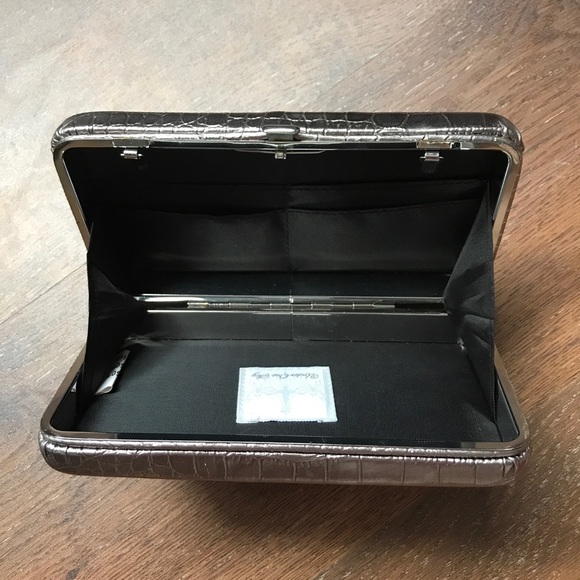 Clutch 7” x 4” - Picture 2 of 2